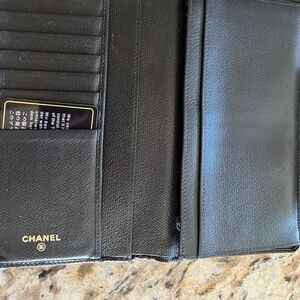 Vintage Chanel AUTHENTIC Black Bifold Long Wallet PRICE FIRM